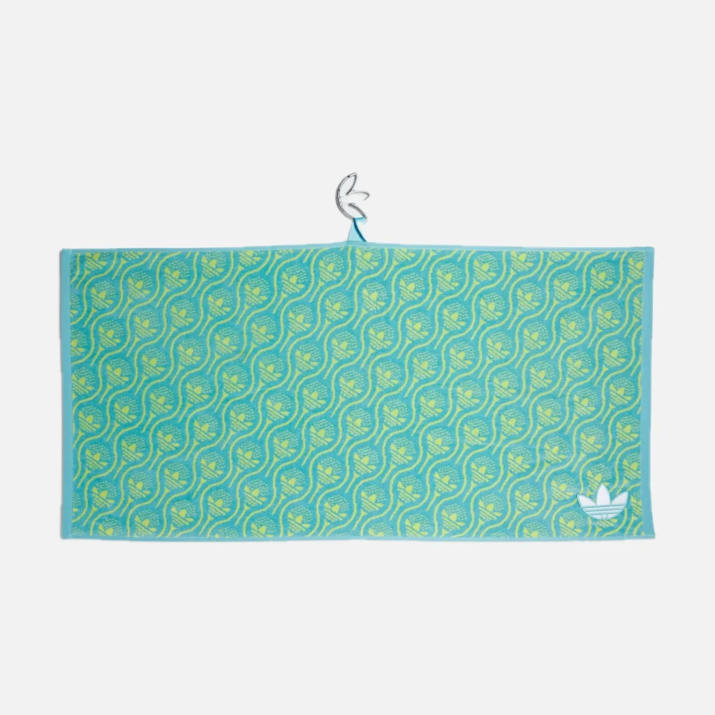 adidas Khăn Bông Phủ Họa Tiết Originals – Light Aqua