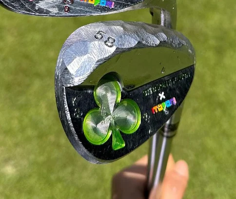Wedge Itobori Trump Design